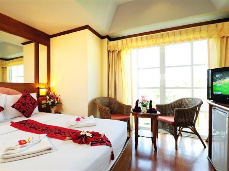 Chaba Kata Beach Hotel מראה חיצוני תמונה